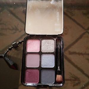 MAC cool eyeshadow palette